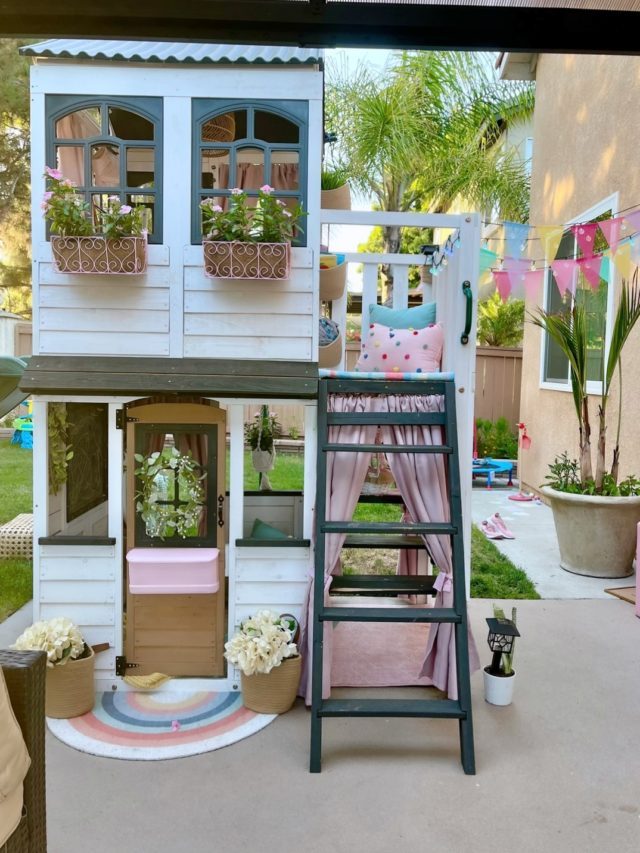 Playhouse Decor